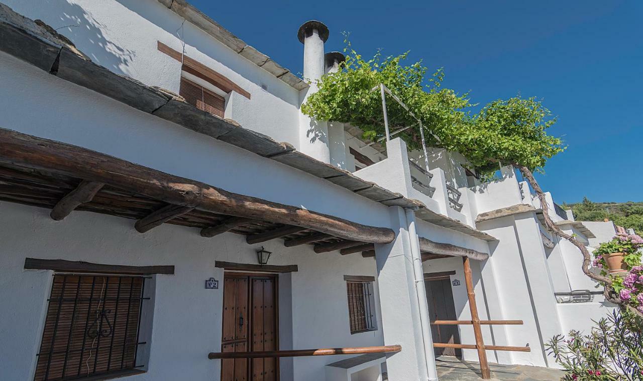 Apartamentos Rurales Las Chimeneas Капилейра Экстерьер фото